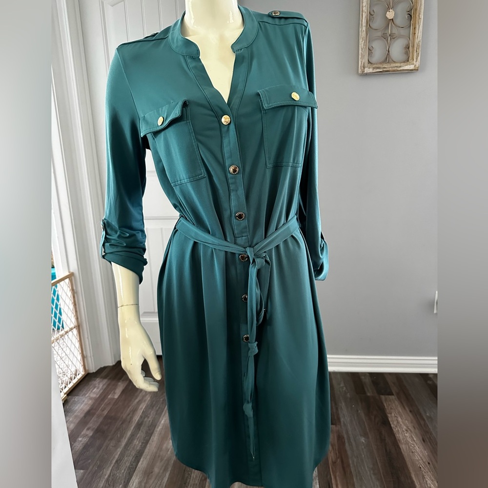 Dana Buchman Green Long Sleeve Shirt Dress
